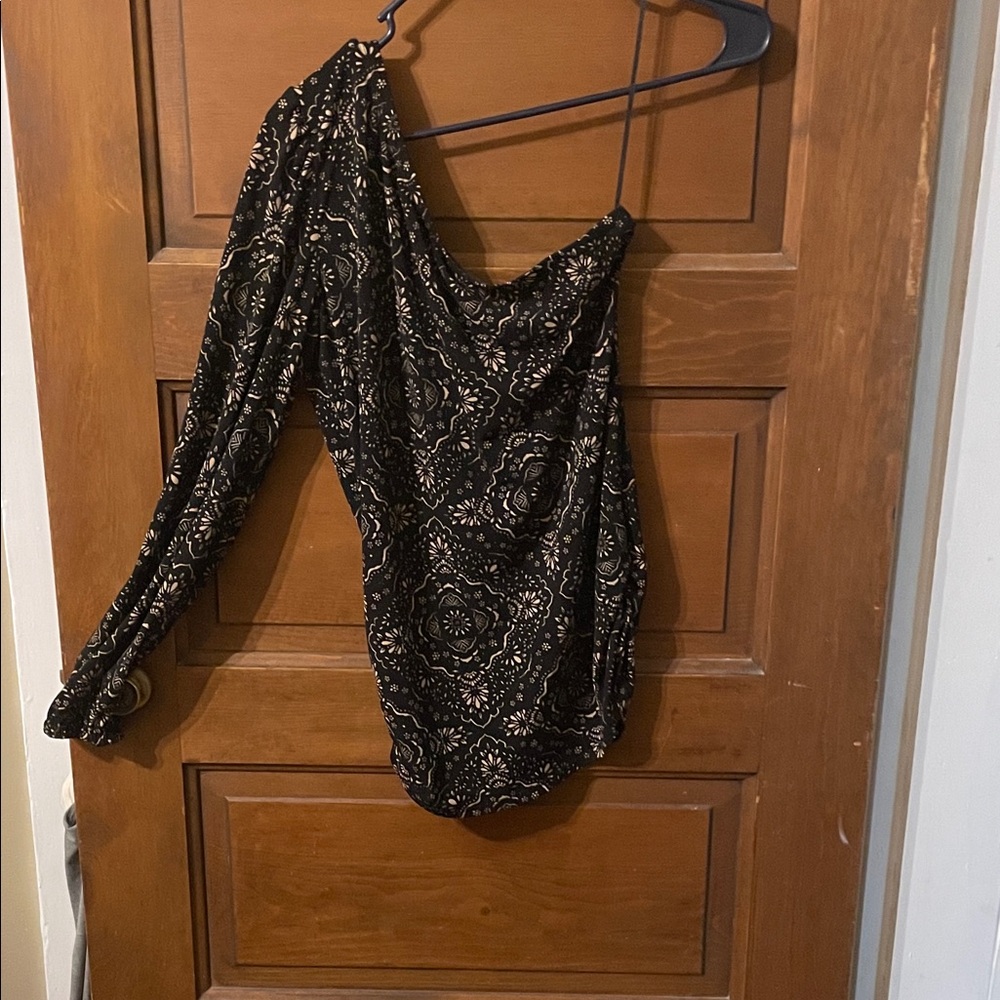 Maurices Black and Tan One-Shoulder Top